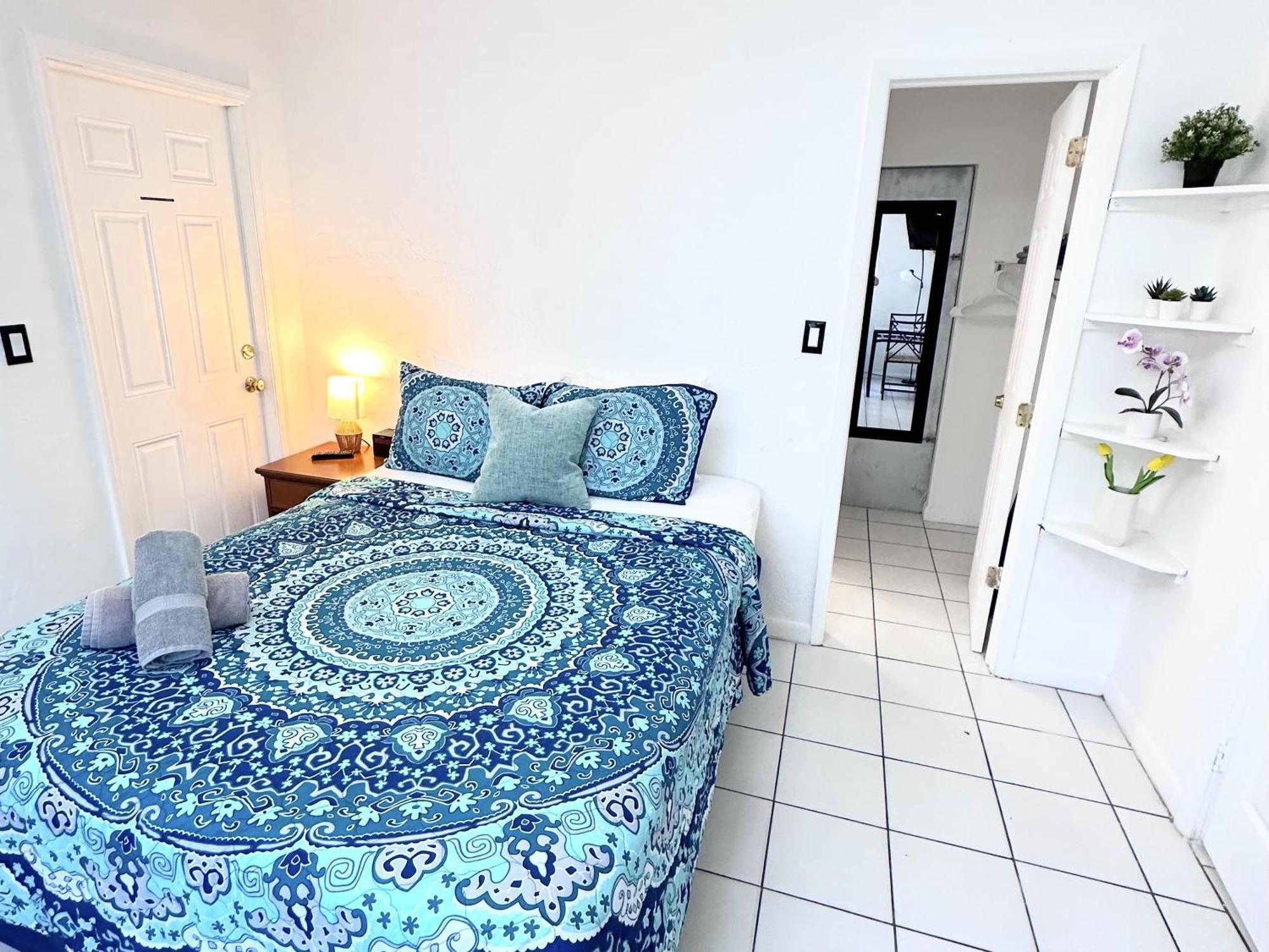 Southwinds By The Gold Nests Motel 4*