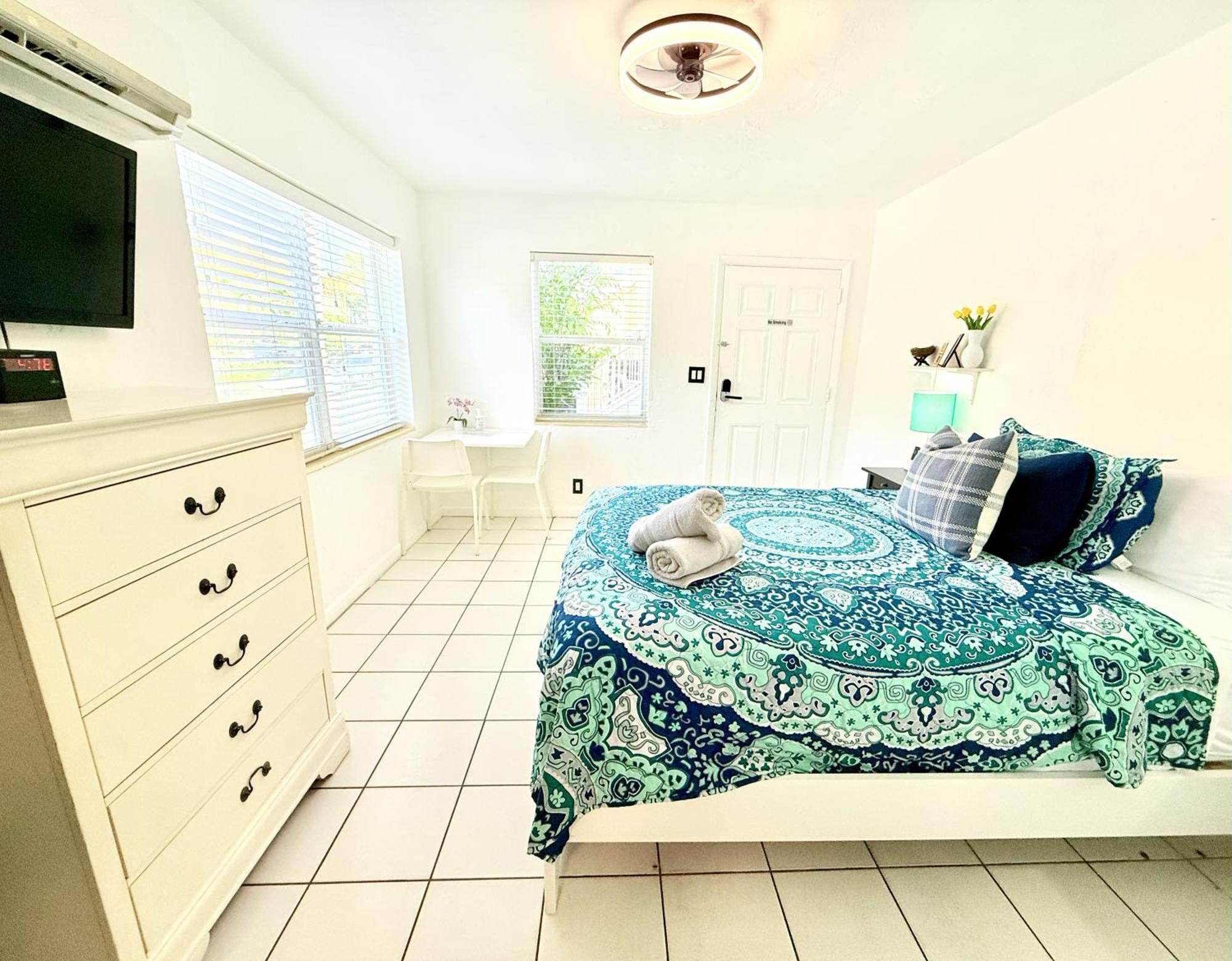 Motel Southwinds By The Gold Nests Hollywood